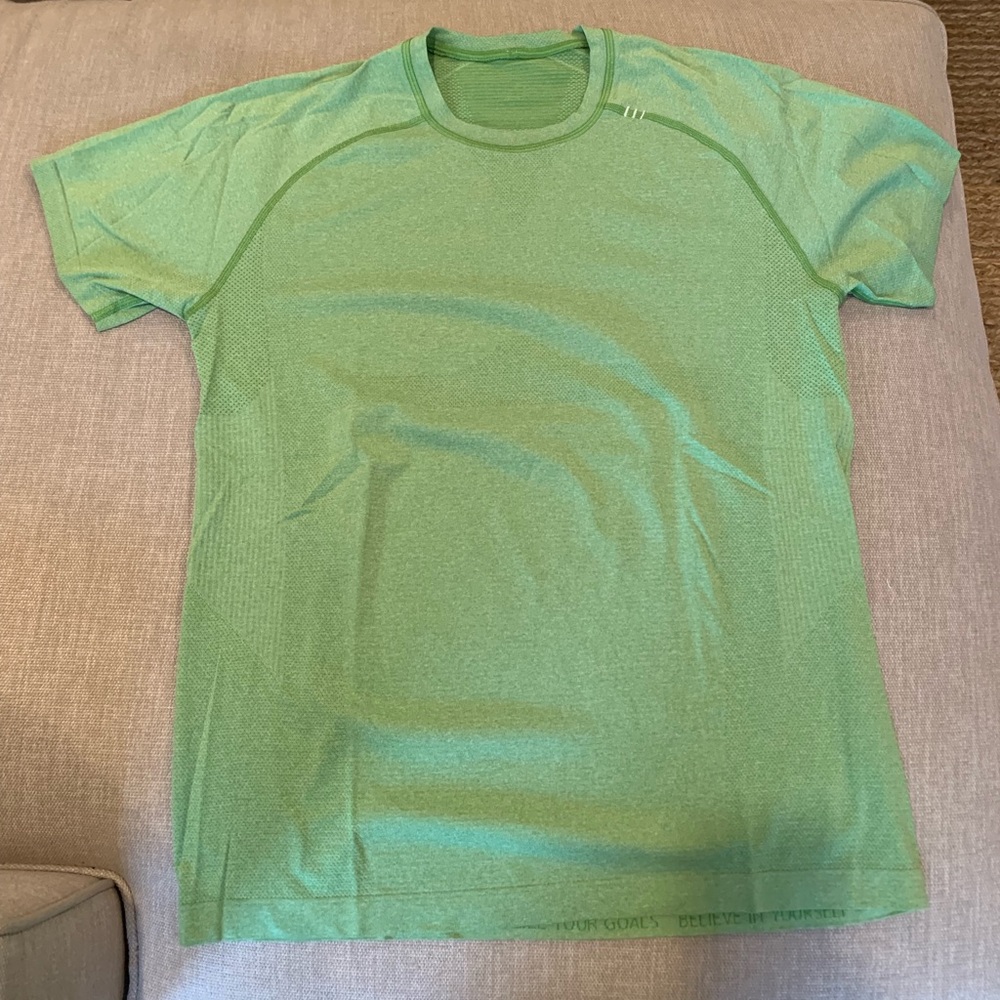 Lululemon Metal Vent Tech Short Sleeve